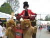 lion-and-ringmaster-roving-performers-6