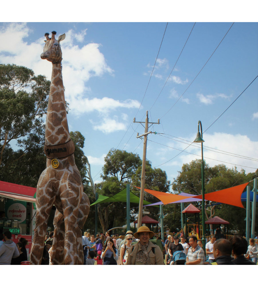 Gemma Giraffe Stilt Walkers Australia_soliq 6